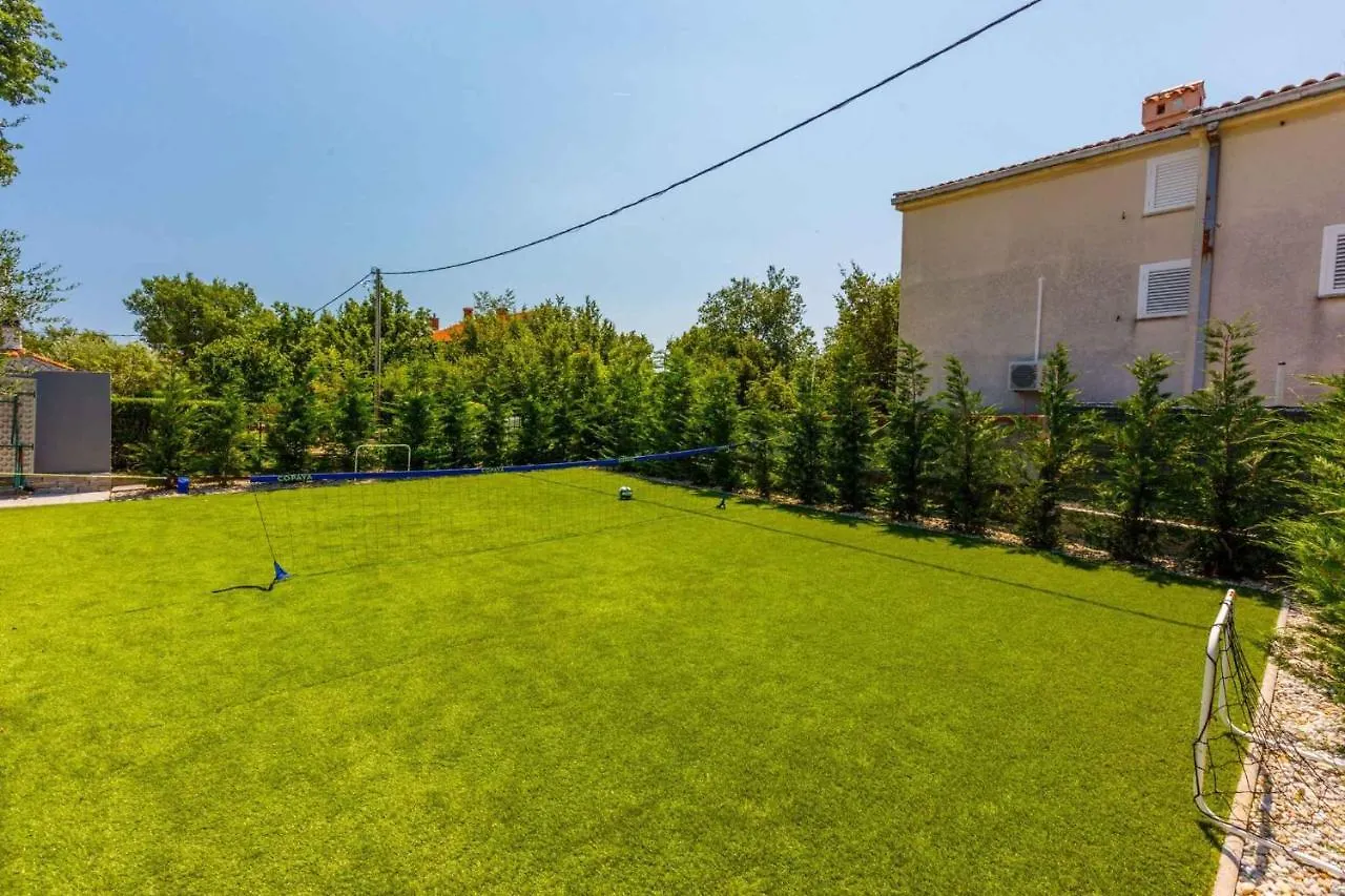 Holiday Home In Jadranovo 39402 Croatia